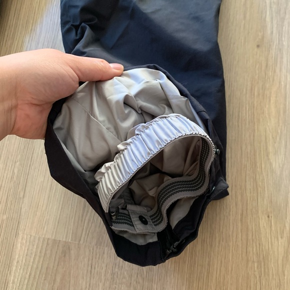 EUC Sierra Design waterproof pants - Picture 7 of 7